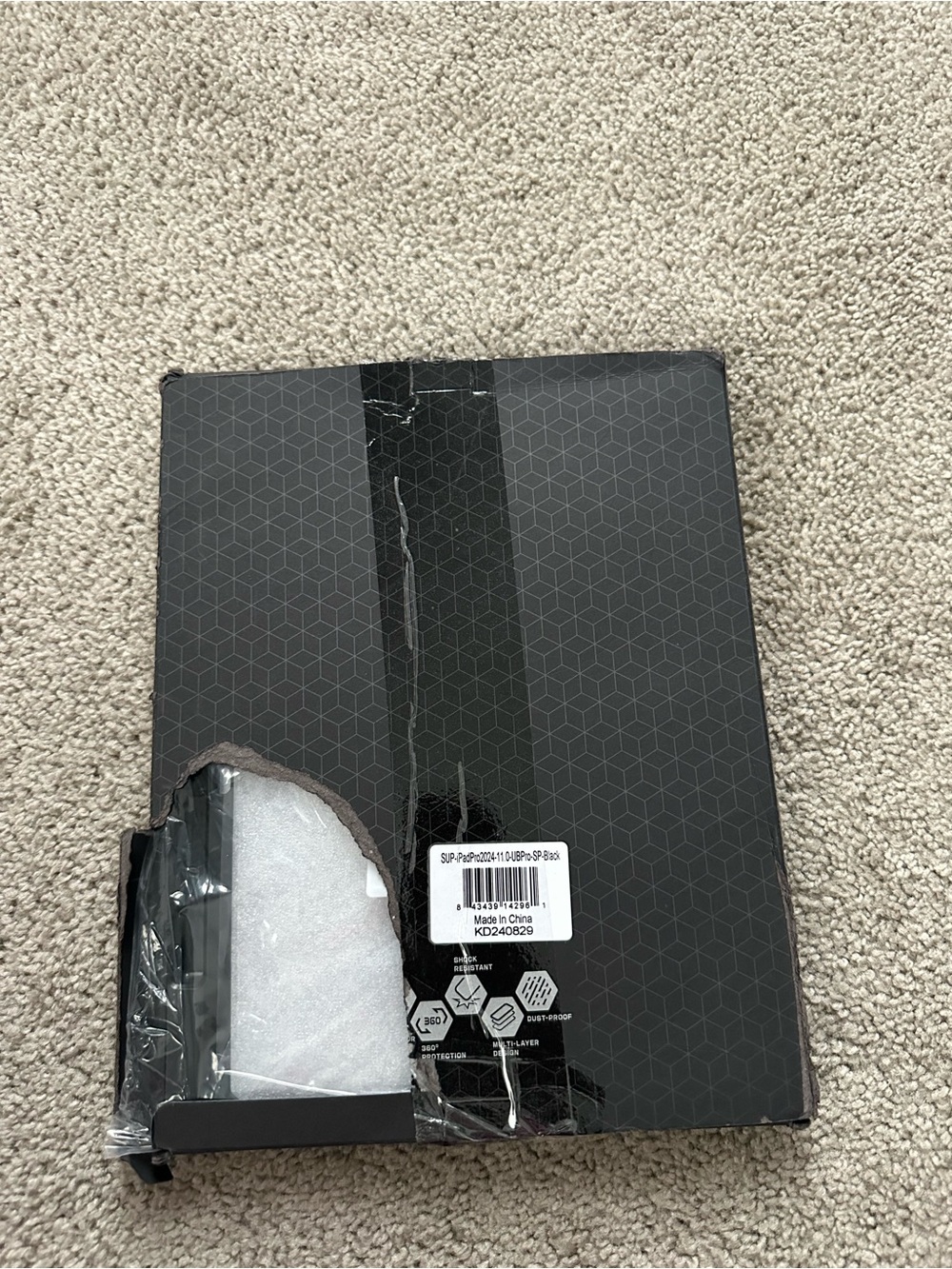 NIB UB Pro Supcase for IPad Pro 11 (2024) - Picture 6 of 6